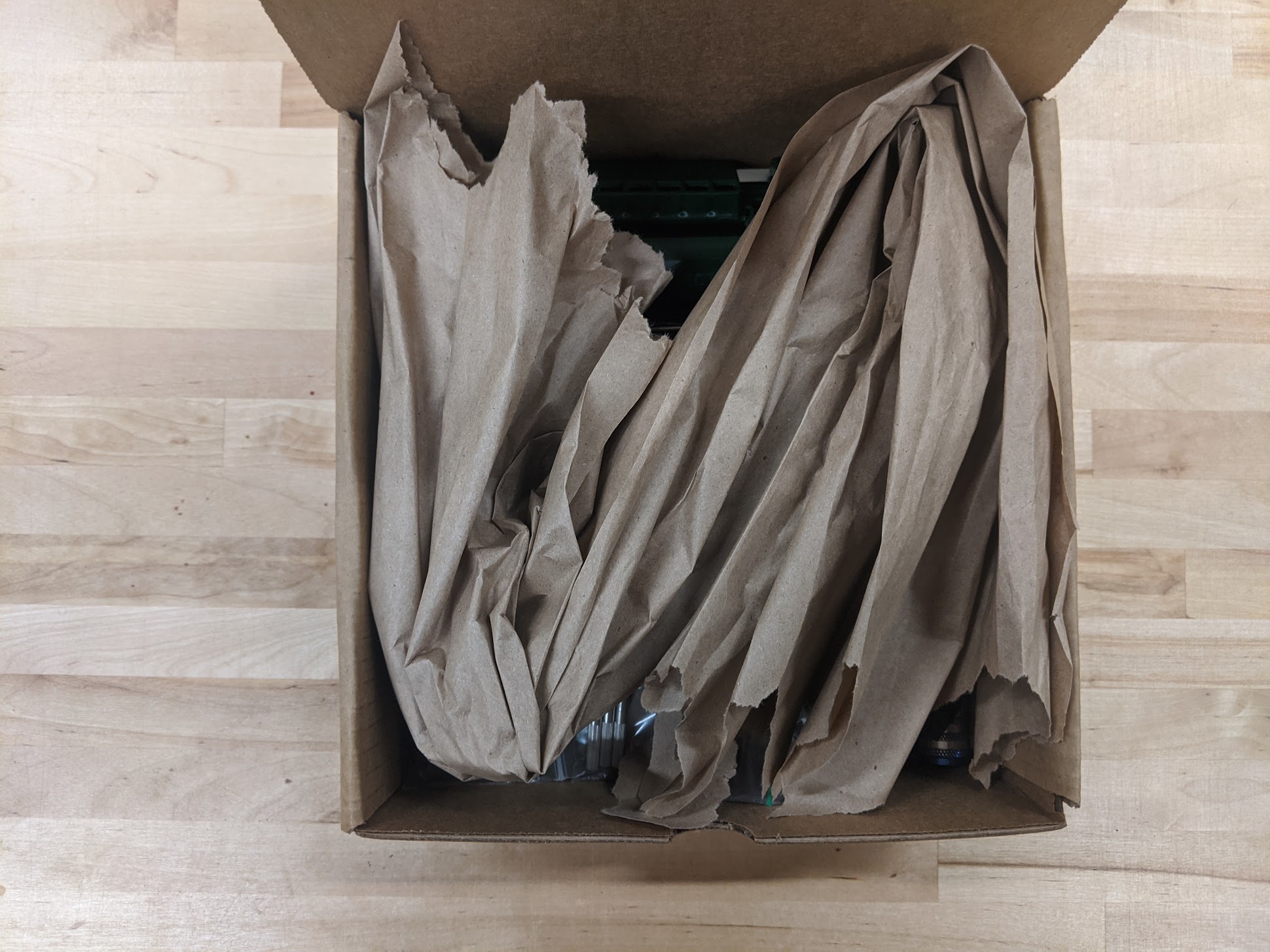 hardware box packing paper