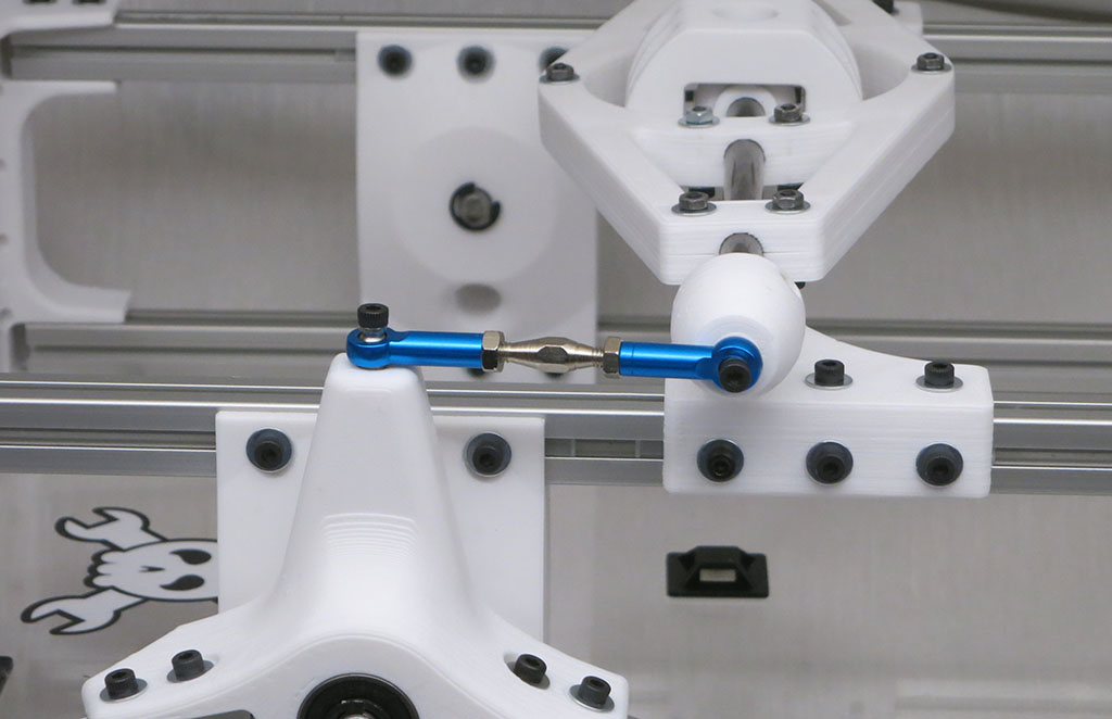 Turnbuckle connects to differential